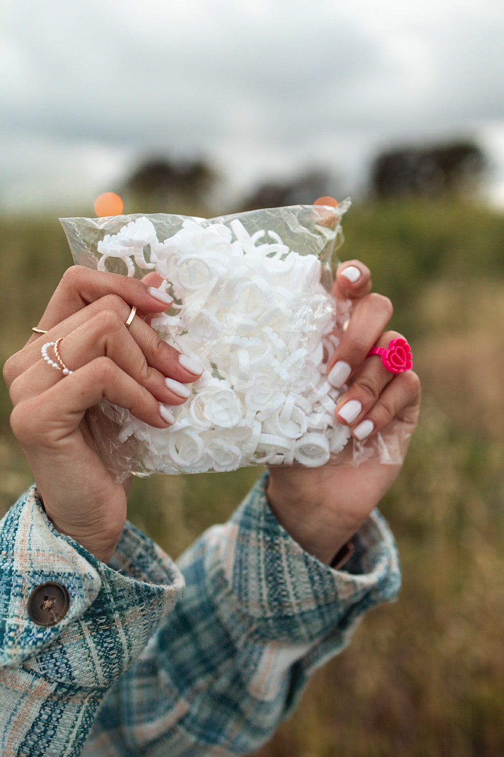 Heart shape glue rings (pack of 100 pieces)